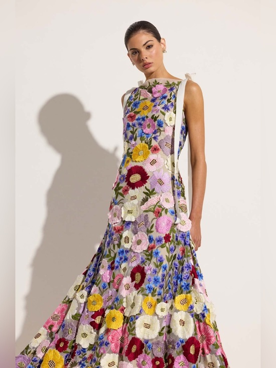 Rachel Gilbert Dresses & Skirts - NWT Rachel Gilbert Nya Gown Hand Embroidered Dress Size US6